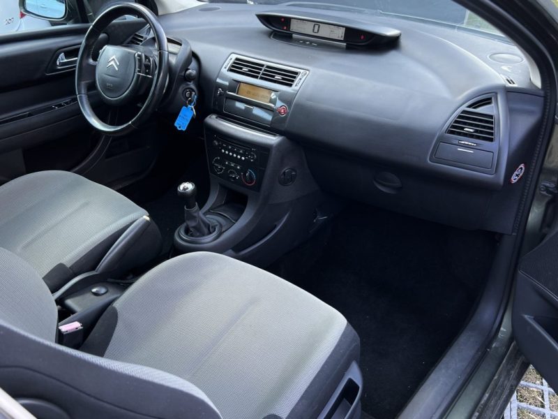 CITROEN C4 VENTE EN ETAT / FRAIS A PREVOIR 1.4 i 90 Cv 71 100 Kms