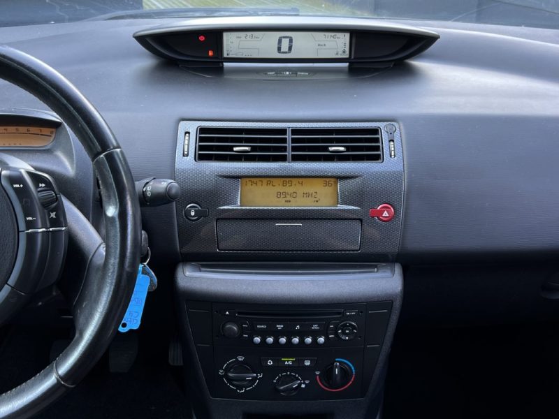 CITROEN C4 VENTE EN ETAT / FRAIS A PREVOIR 1.4 i 90 Cv 71 100 Kms