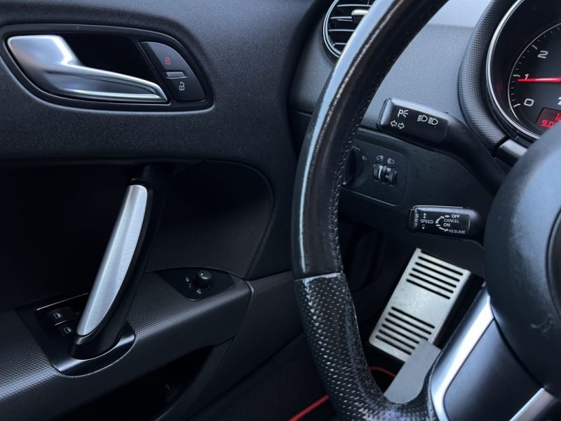 AUDI TT COUPE S-LINE 2.0 TFSI 200 Cv APPLE CARPLAY & ANDROID / INTERIEUR CUIR GPS - GARANTIE 1 AN