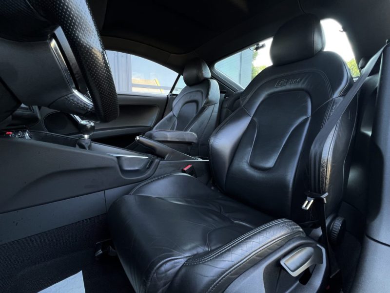 AUDI TT COUPE S-LINE 2.0 TFSI 200 Cv APPLE CARPLAY & ANDROID / INTERIEUR CUIR GPS - GARANTIE 1 AN