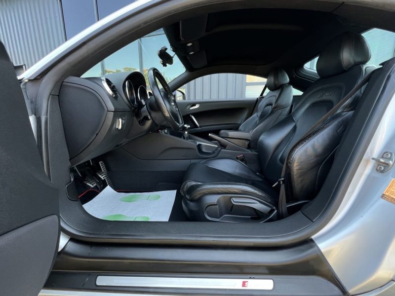 AUDI TT COUPE S-LINE 2.0 TFSI 200 Cv APPLE CARPLAY & ANDROID / INTERIEUR CUIR GPS - GARANTIE 1 AN