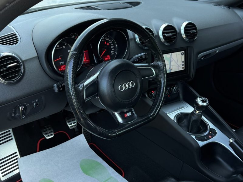 AUDI TT COUPE S-LINE 2.0 TFSI 200 Cv APPLE CARPLAY & ANDROID / INTERIEUR CUIR GPS - GARANTIE 1 AN
