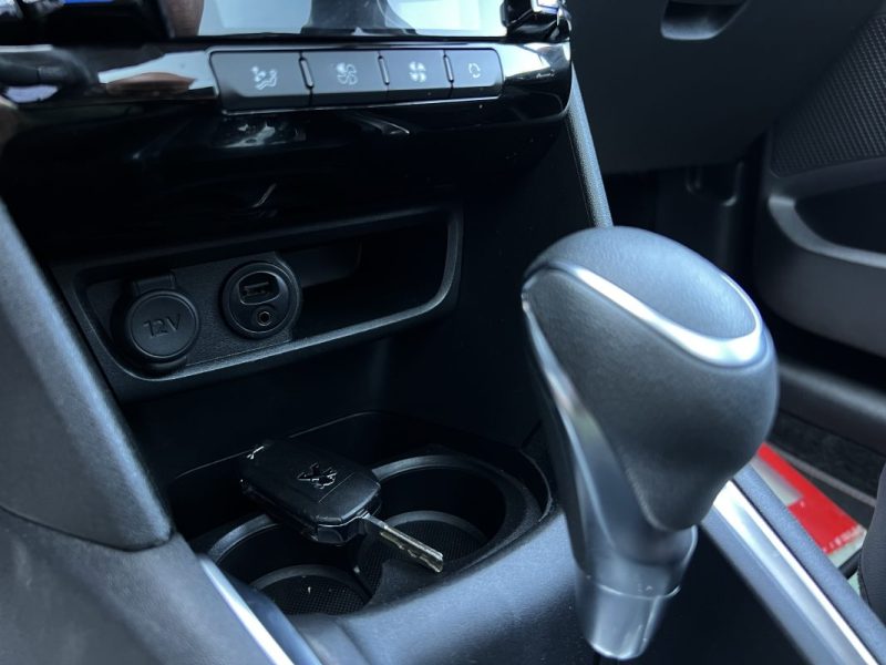 PEUGEOT 208 PHASE 2 ROLLAND GAROS 1.2 110 Cv BOITE AUTO / APPLE CARPLAY & ANDROID - GARANTIE 1 AN