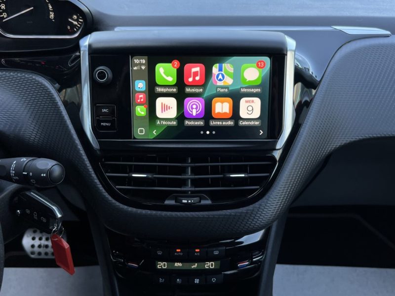 PEUGEOT 208 PHASE 2 ROLLAND GAROS 1.2 110 Cv BOITE AUTO / APPLE CARPLAY & ANDROID - GARANTIE 1 AN