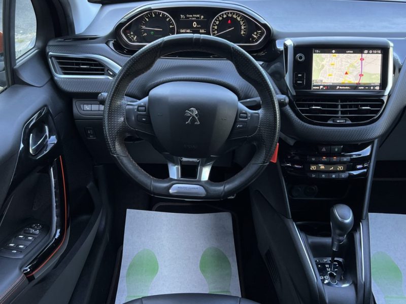 PEUGEOT 208 PHASE 2 ROLLAND GAROS 1.2 110 Cv BOITE AUTO / APPLE CARPLAY & ANDROID - GARANTIE 1 AN