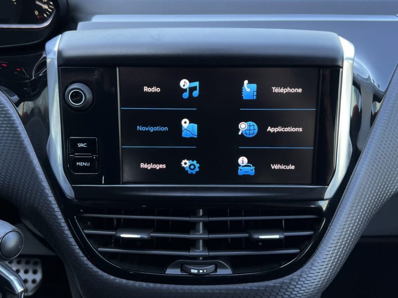 PEUGEOT 208 PHASE 2 ROLLAND GAROS 1.2 110 Cv BOITE AUTO / APPLE CARPLAY & ANDROID - GARANTIE 1 AN