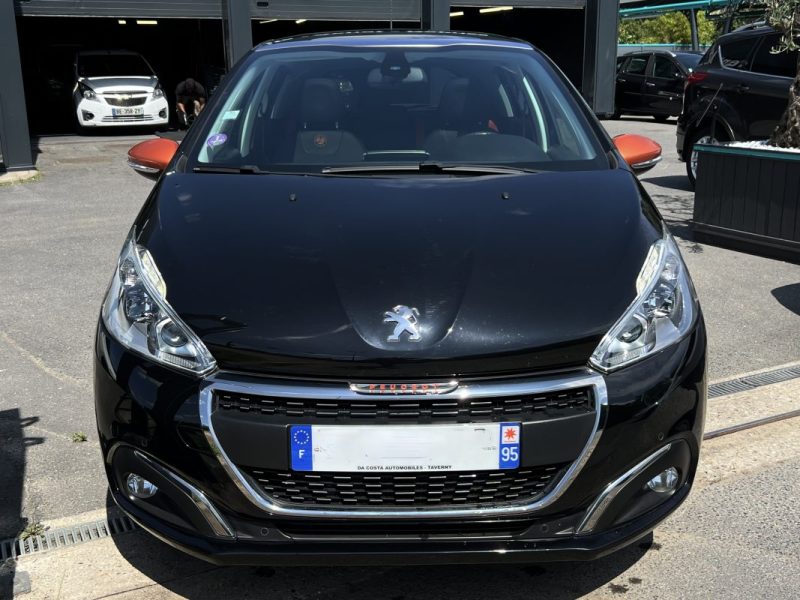 PEUGEOT 208 PHASE 2 ROLLAND GAROS 1.2 110 Cv BOITE AUTO / APPLE CARPLAY & ANDROID - GARANTIE 1 AN