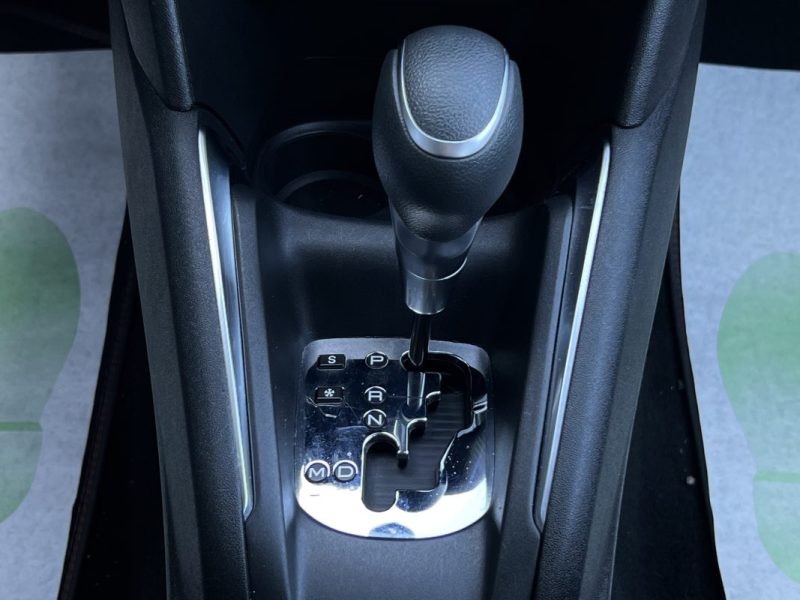 PEUGEOT 208 PHASE 2 ROLLAND GAROS 1.2 110 Cv BOITE AUTO / APPLE CARPLAY & ANDROID - GARANTIE 1 AN