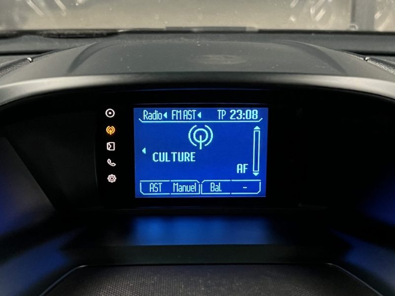 FORD GRAND C-MAX 1.6 TDCI 115 Cv 7 PLACES / 98 600 Kms CRIT AIR 2 - GARANTIE 1 AN