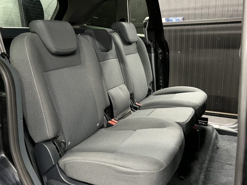 FORD GRAND C-MAX 1.6 TDCI 115 Cv 7 PLACES / 98 600 Kms CRIT AIR 2 - GARANTIE 1 AN