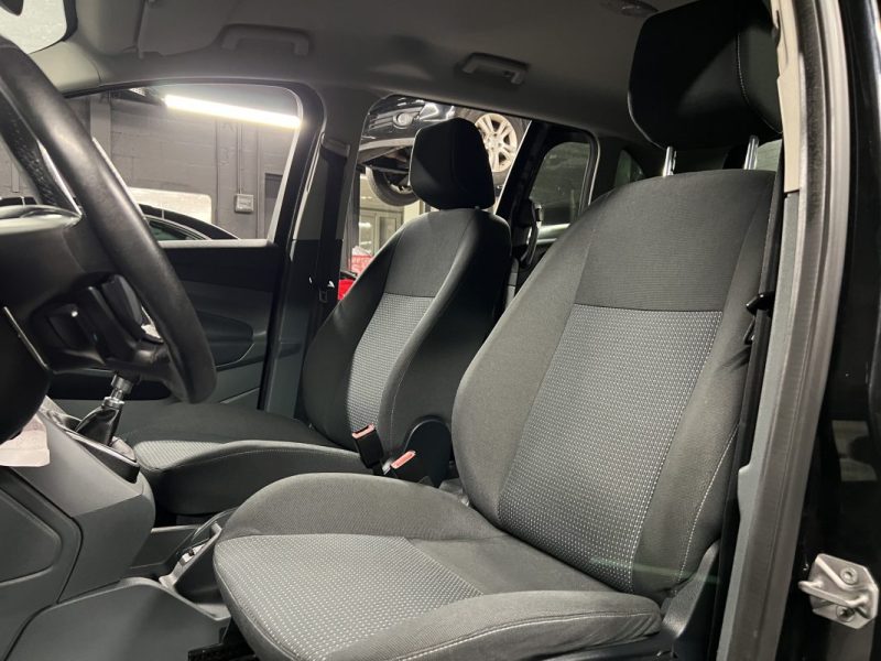 FORD GRAND C-MAX 1.6 TDCI 115 Cv 7 PLACES / 98 600 Kms CRIT AIR 2 - GARANTIE 1 AN