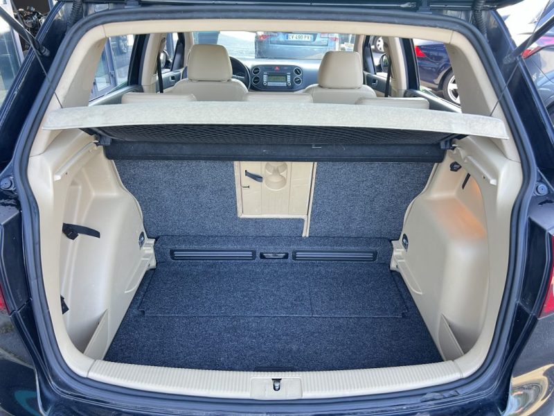 VOLKSWAGEN GOLF 5 V PLUS CARAT 2.0 TDI 136 Cv INTERIEUR CUIR REGULATEUR BLUETOOTH - GARANTIE 1 AN