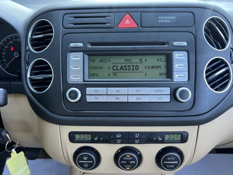 VOLKSWAGEN GOLF 5 V PLUS CARAT 2.0 TDI 136 Cv INTERIEUR CUIR REGULATEUR BLUETOOTH - GARANTIE 1 AN