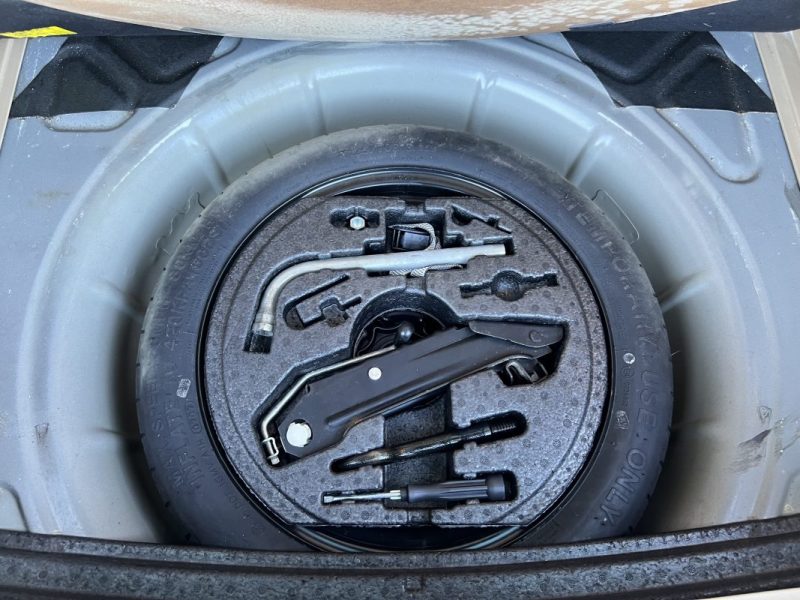 VOLKSWAGEN GOLF 5 V PLUS CARAT 2.0 TDI 136 Cv INTERIEUR CUIR REGULATEUR BLUETOOTH - GARANTIE 1 AN