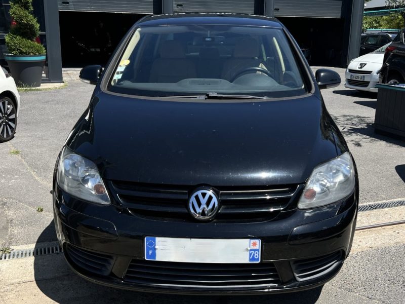 VOLKSWAGEN GOLF 5 V PLUS CARAT 2.0 TDI 136 Cv INTERIEUR CUIR REGULATEUR BLUETOOTH - GARANTIE 1 AN