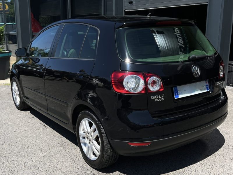 VOLKSWAGEN GOLF 5 V PLUS CARAT 2.0 TDI 136 Cv INTERIEUR CUIR REGULATEUR BLUETOOTH - GARANTIE 1 AN