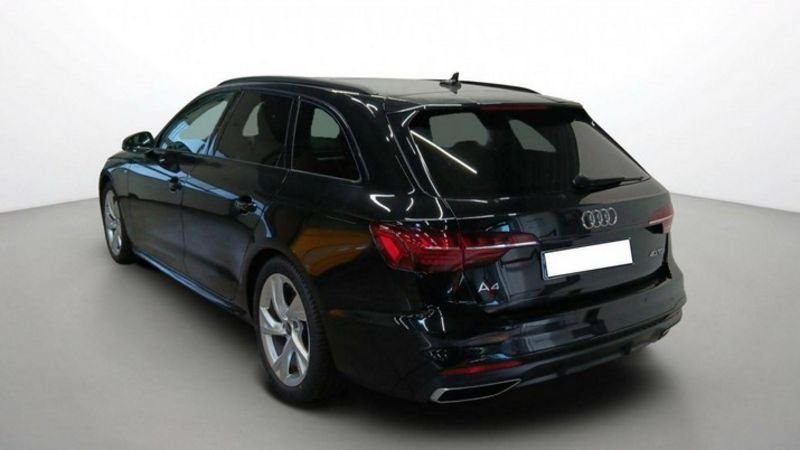 Audi A4 Avant 40 tdi 204 S tronic 7 S line + toit pano + pack assistance route