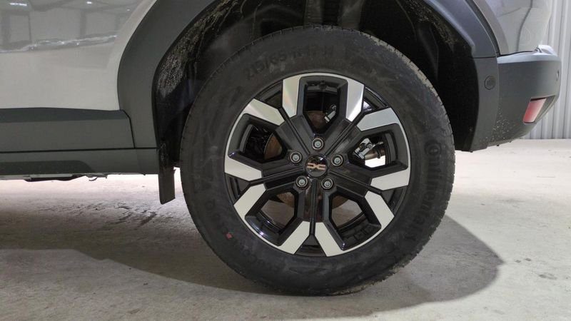 Dacia Duster Hybrid 140 4x2 extreme + pack techno +  city