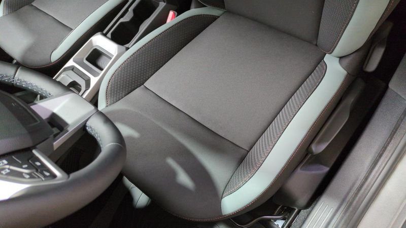 Dacia Duster Hybrid 140 4x2 extreme + pack techno +  city