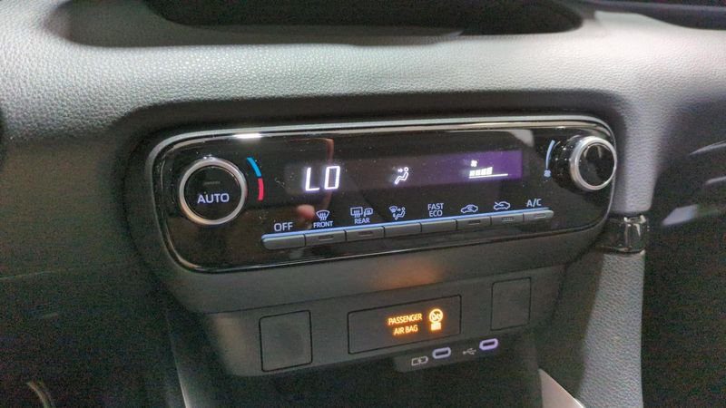 Toyota Yaris Hybride 116h dynamic + jantes 15