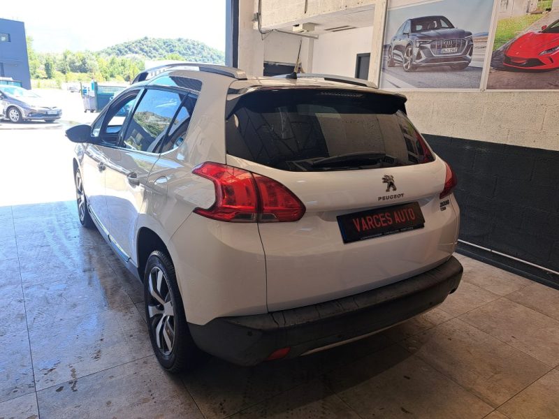 PEUGEOT 2008 2015