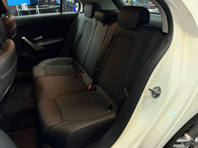 MERCEDES-BENZ CLASSE A Business Line 180 1.3 Ti 136cv