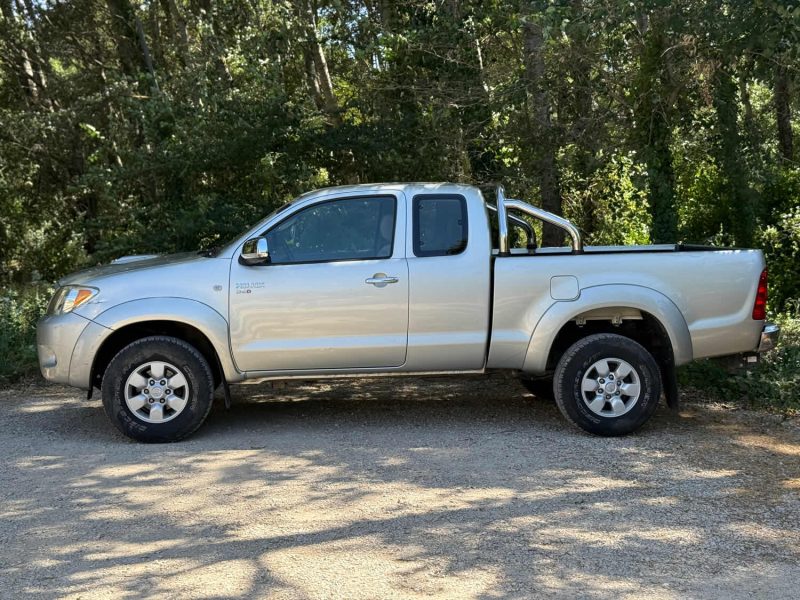 TOYOTA HILUX 2.5 D4D 120 4X4 GX 