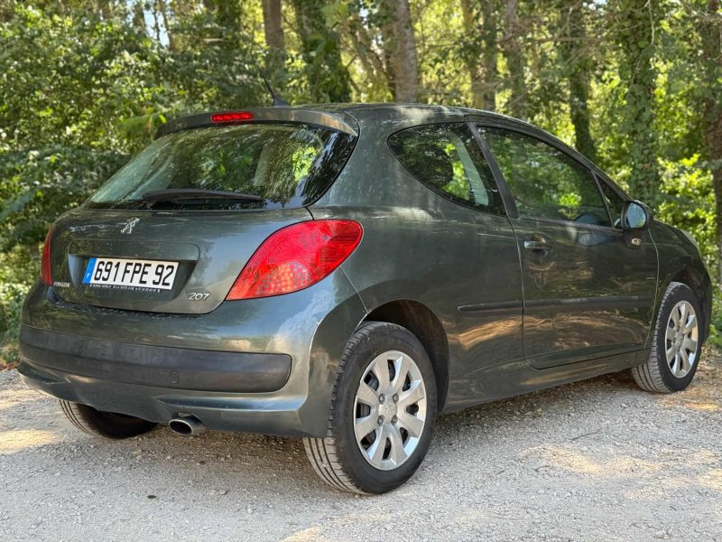 PEUGEOT 207 1.4 VTi 95 SPORT 3P