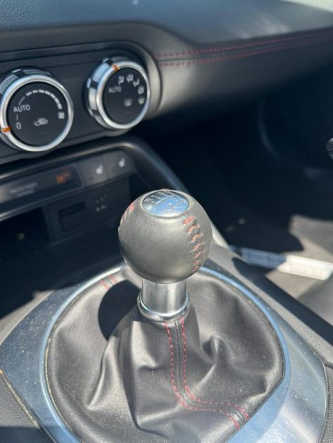 MAZDA MX-5 2017 1.5L 131CV ELEGANCE 28.000km / Première Main 