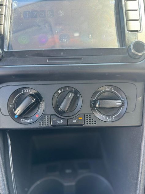 VOLKSWAGEN  POLO 2009 1.2i 60cv / ConfortLine / 58.000cv / Apple Car Play / Carnet VW 