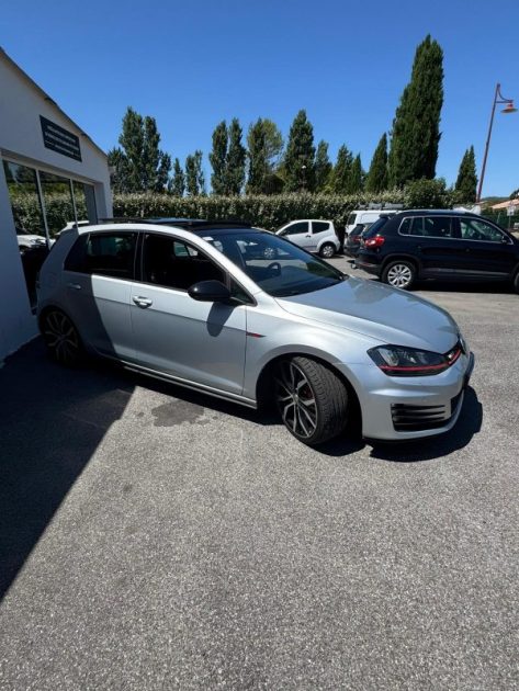 VOLKSWAGEN  GOLF  2016 2.0 TSI 230CV DSG6 