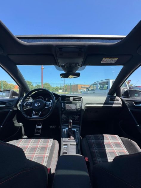 VOLKSWAGEN  GOLF  2016 2.0 TSI 230CV DSG6 