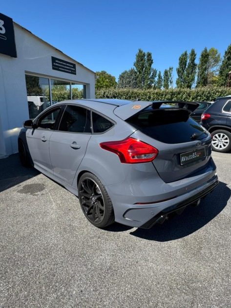 FORD  FOCUS RS 2017 350cv / Premiere Main / Mode Drift 