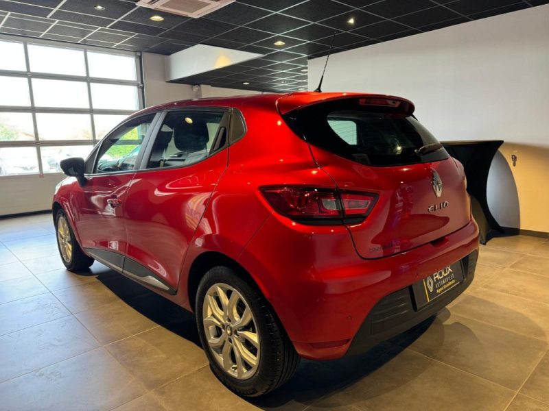 RENAULT CLIO 2021