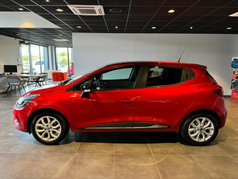 RENAULT CLIO 2021