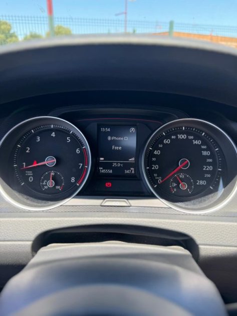 VOLKSWAGEN  GOLF 7 GTI PERFORMANCE 230CV BVM / Toit Ouvrant / Carnet VW 