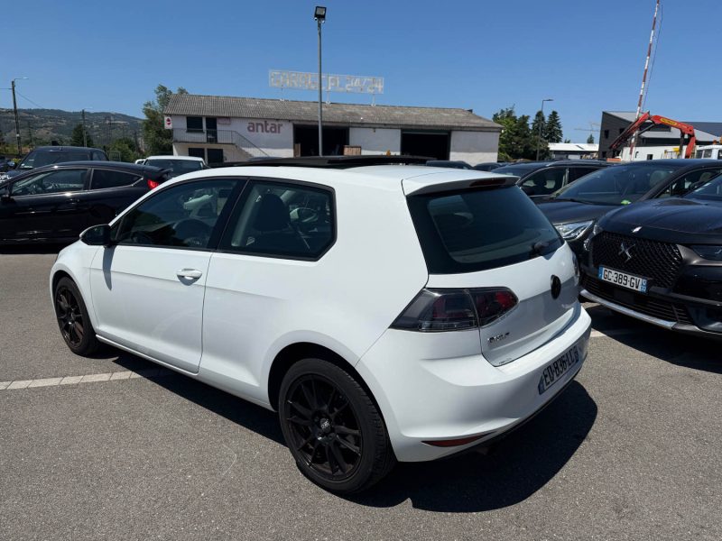 VOLKSWAGEN GOLF 7  2013