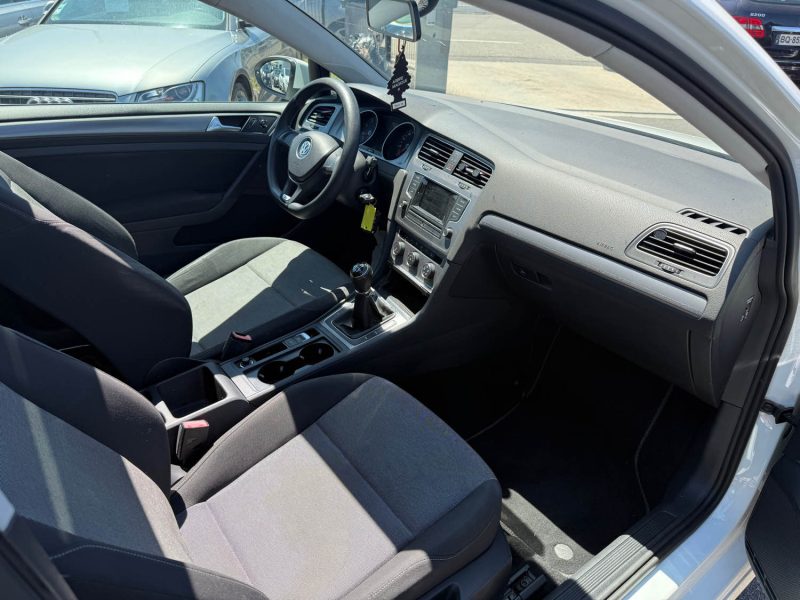 VOLKSWAGEN GOLF 7  2013