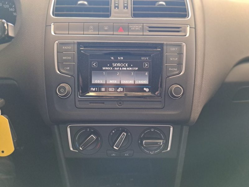 VOLKSWAGEN POLO 2017