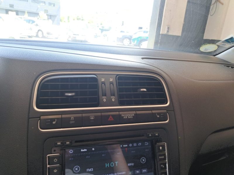 VOLKSWAGEN POLO CROSS 1.6 TDI 105ch BVM GPS