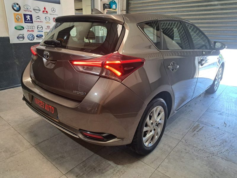 TOYOTA AURIS Hybride 136h Design HSD BOITE AUTOMATIQUE