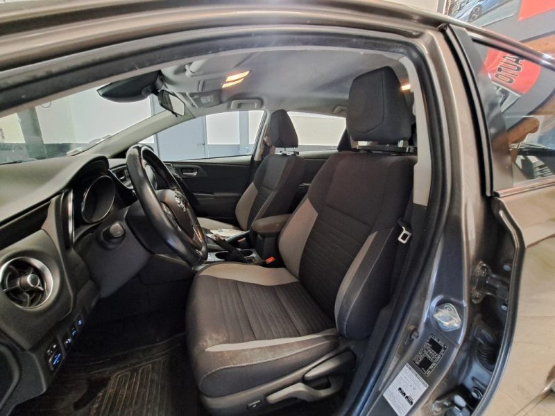 TOYOTA AURIS Hybride 136h Design HSD BOITE AUTOMATIQUE