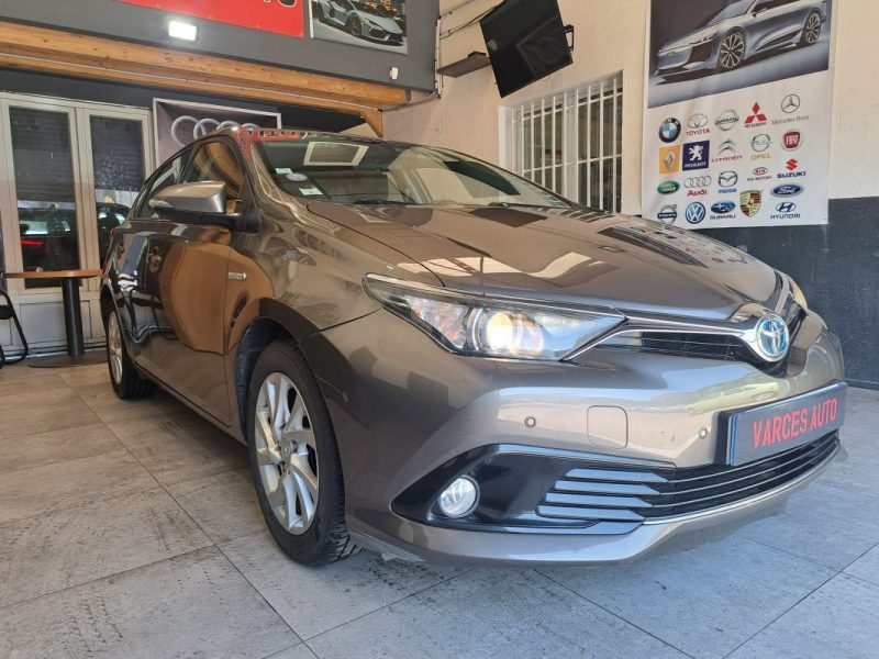 TOYOTA AURIS Hybride 136h Design HSD BOITE AUTOMATIQUE