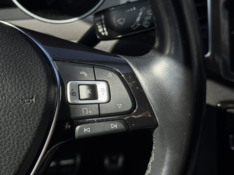 VOLKSWAGEN GOLF VII SPORTSVAN 1.0 TSI 110ch DSG7 Connect - Suivi Entretien Complet