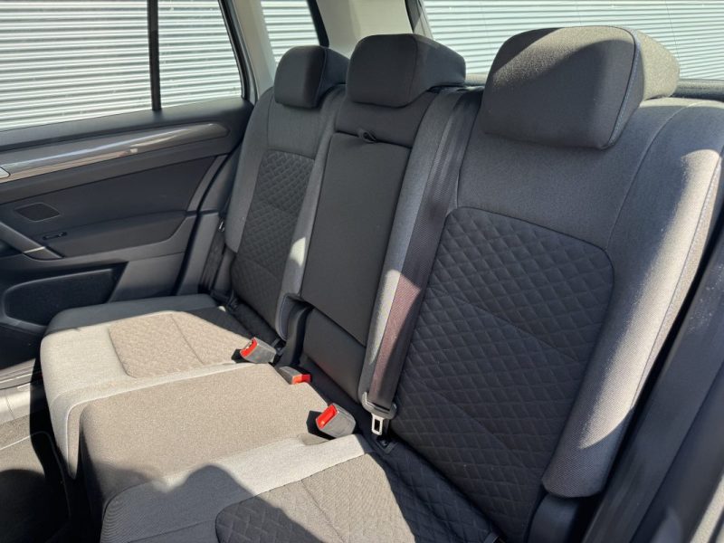 VOLKSWAGEN GOLF VII SPORTSVAN 1.0 TSI 110ch DSG7 Connect - Suivi Entretien Complet