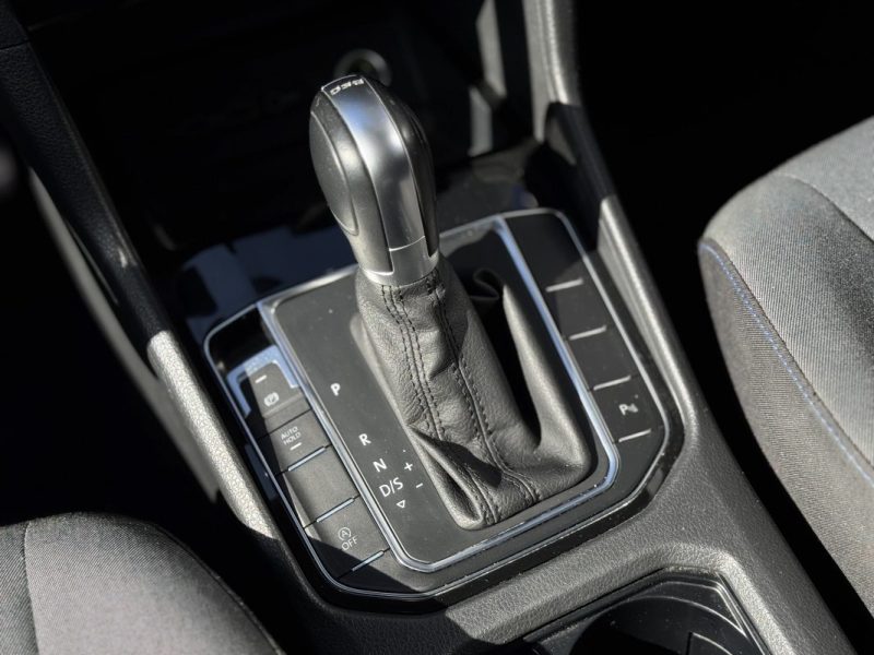 VOLKSWAGEN GOLF VII SPORTSVAN 1.0 TSI 110ch DSG7 Connect - Suivi Entretien Complet