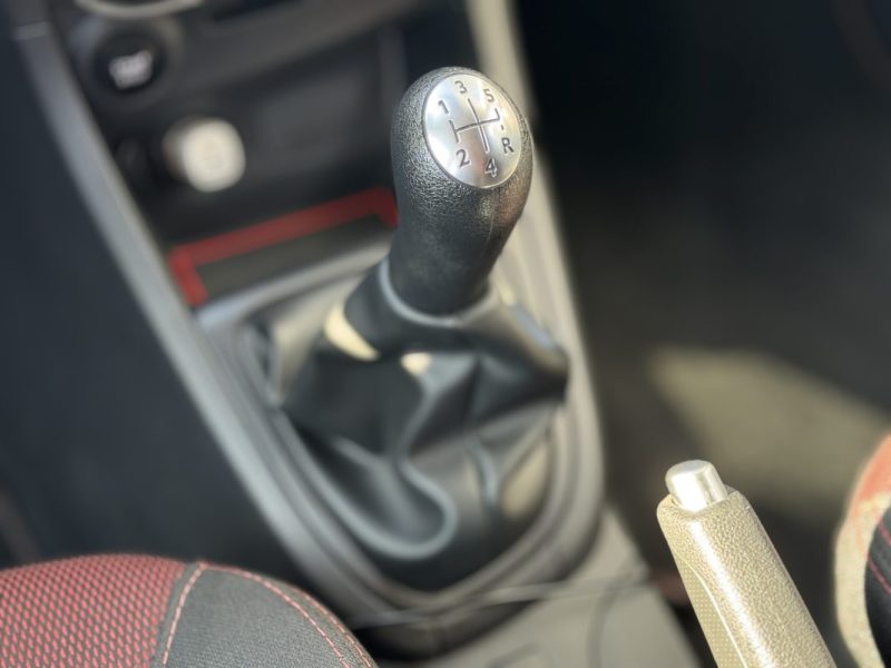 RENAULT CLIO 1.5 dCi 75ch Business - Distribution Ok