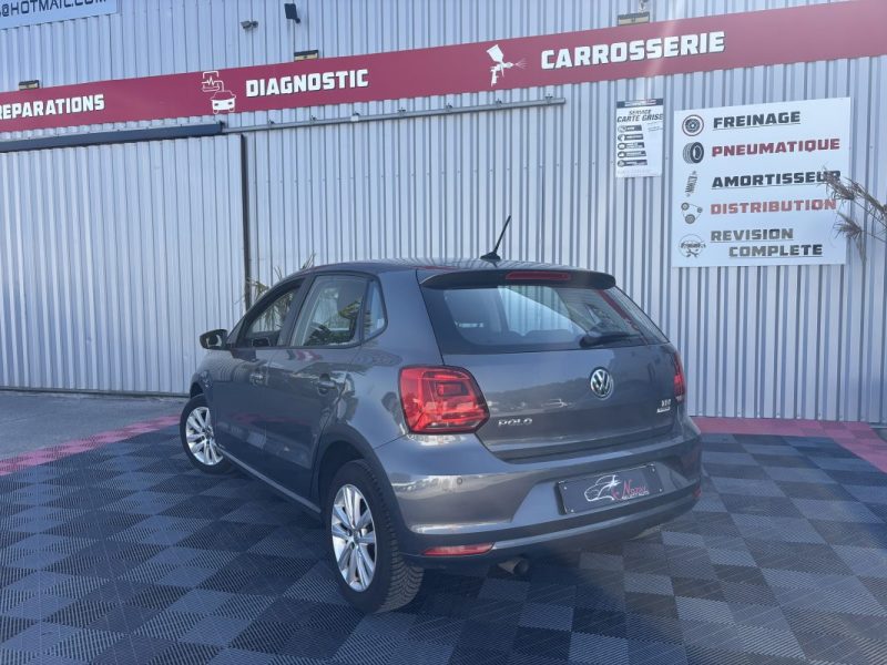 VOLKSWAGEN POLO 2014