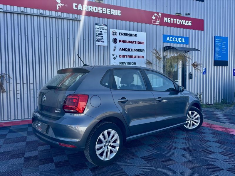 VOLKSWAGEN POLO 2014