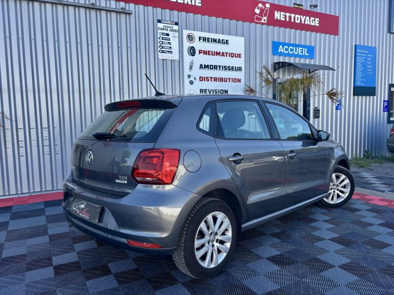 VOLKSWAGEN POLO 2014